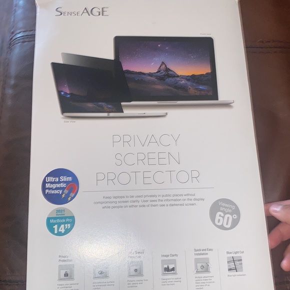 Computer privacy screen - Picture 3 of 3